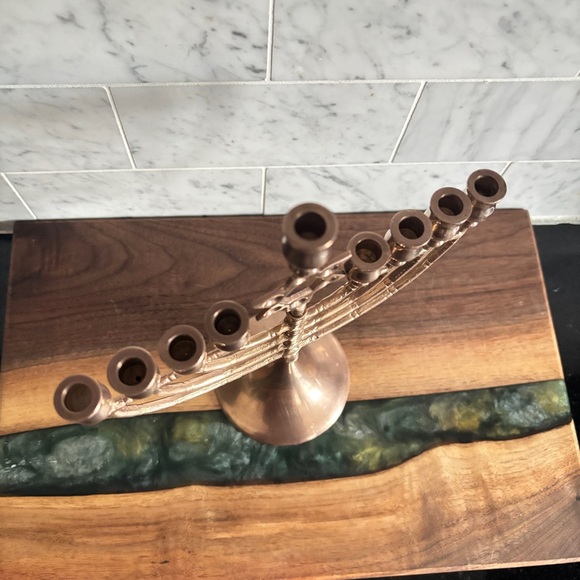 Vintage Brass Hanukkah Menorah, 9 Branch Candelabrum - Picture 6 of 13